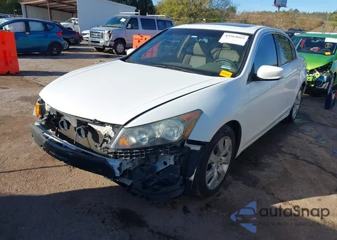 2010 Honda Accord 2.4 Ex-L z USA, uszkodzony, nr VIN 1HGCP2F88AA078637